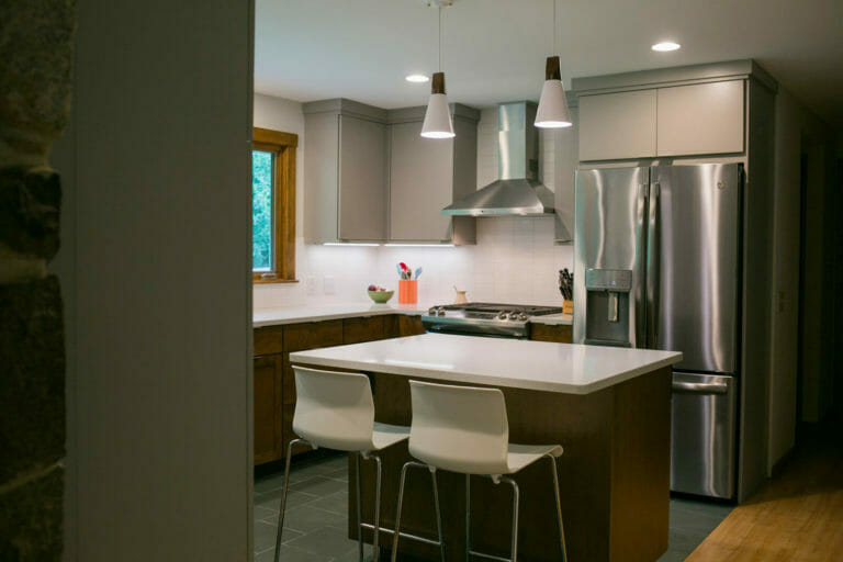 Near-west Madison, Wisconsin kitchen remodel with WoodHarbor cabinets, ceramic tile, and quartz countertops, designed and built by TDS Custom Construction.